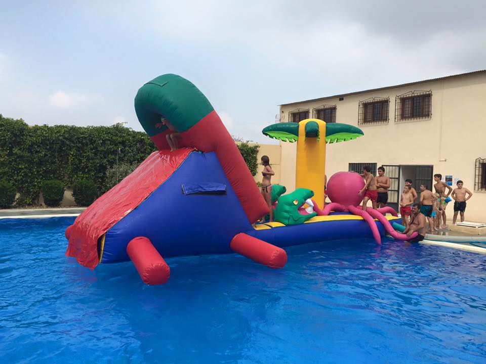 castillo hinchable acuatico tobogan pulpo agua